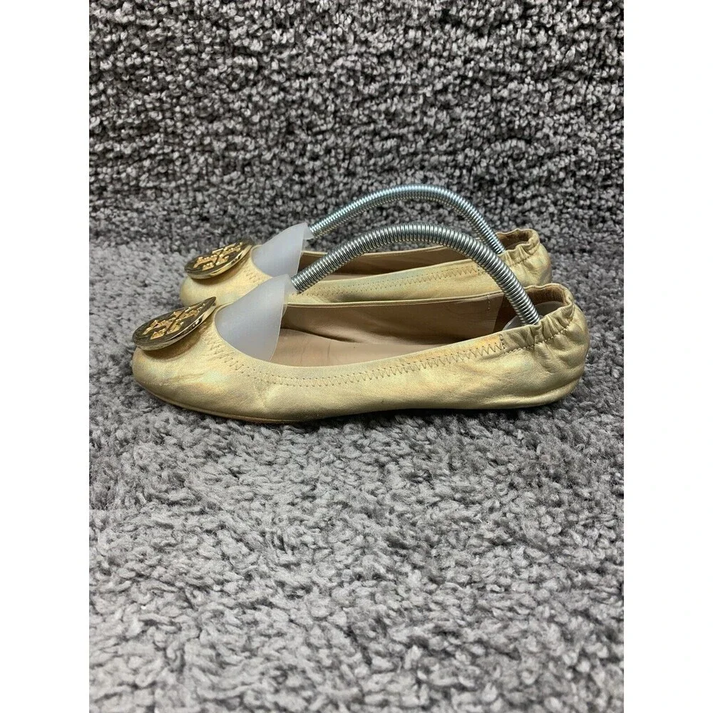 Tory Burch Reva Gold Ballet Flats Leather Metal Logo Medallion Size 6.5